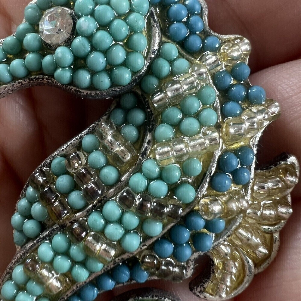 Vintage Liz Claiborne SEAHORSE PIN SIGNED LC FOR LIZ CLAIBORNE--GOOD CONDITION - Picture 6 of 12